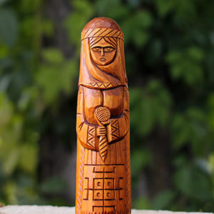 Кумир Богини Макошь 20 см - купить деревянный кумир богини судьбы и плодородия