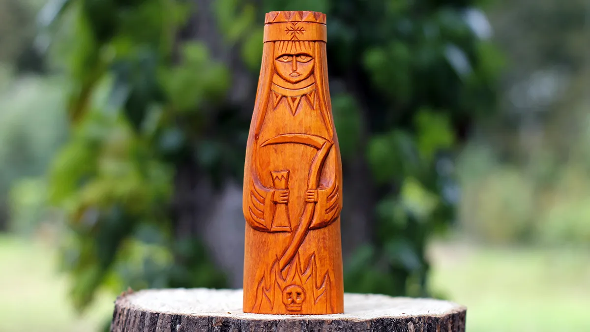 Видео обзор кумира Богини Марены 20 см из натурального дерева - демонстрация ручной работы мастера