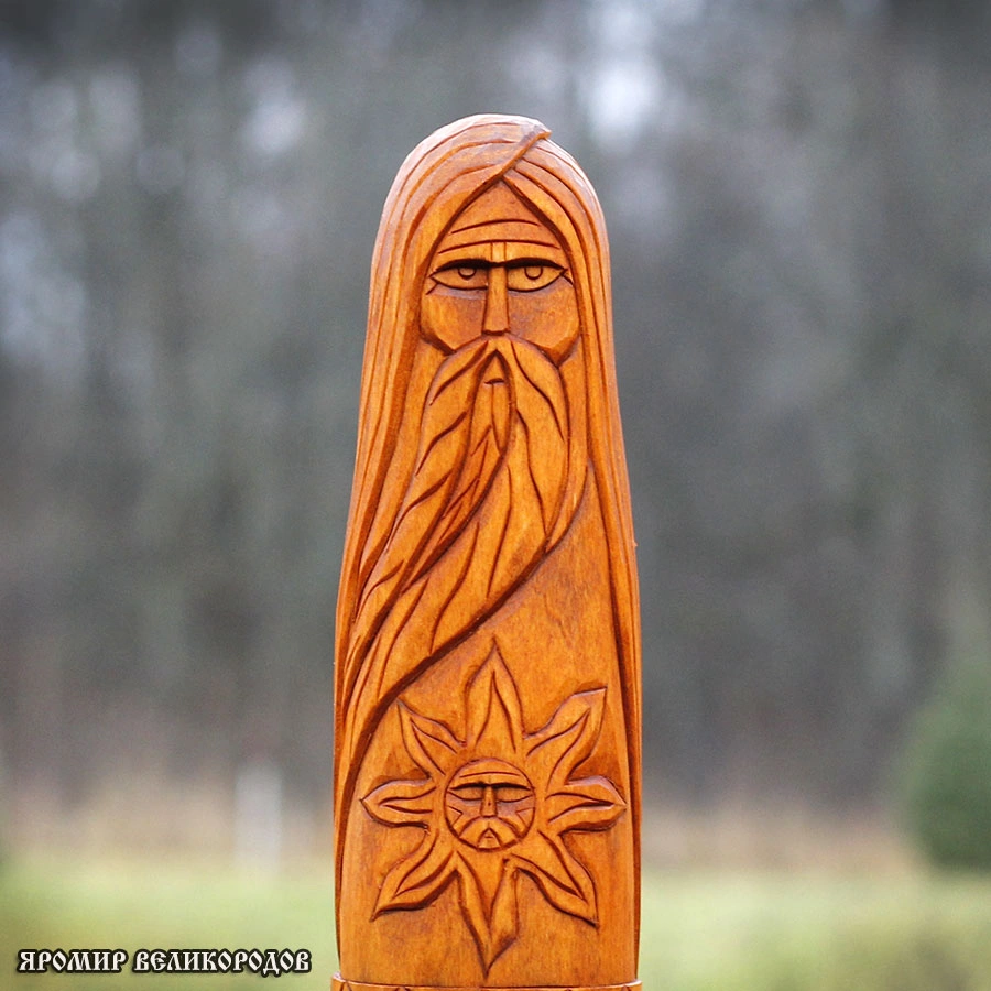 Хорс - загадочный славянский бог светила, символическое изображение солнечного диска.