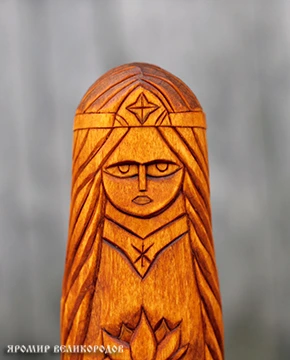 Кумир Богини Тары - задний вид с символами духовного пути